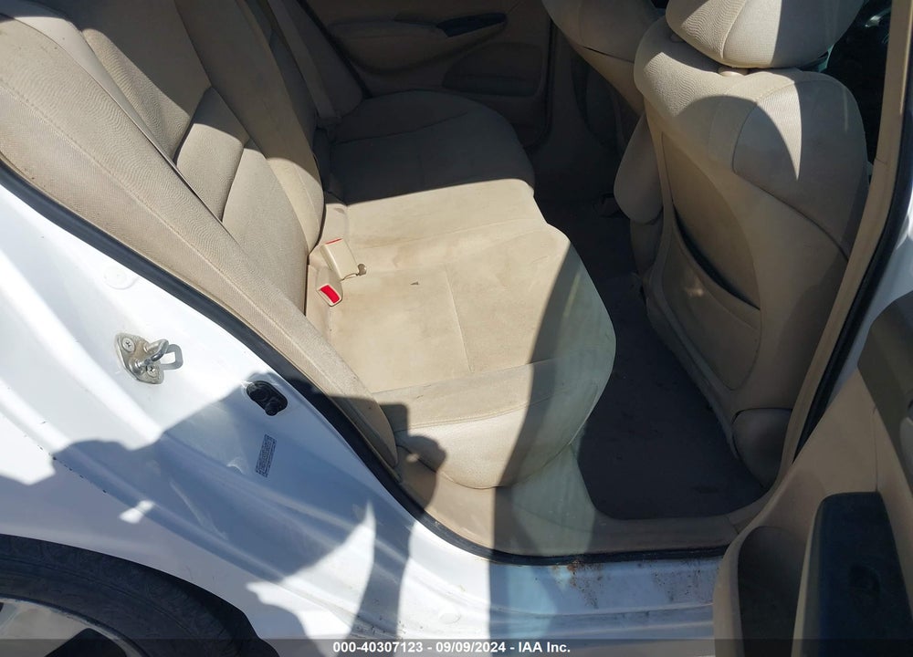 2007 HONDA CIVIC LX VIN: 1HGFA16537L040115