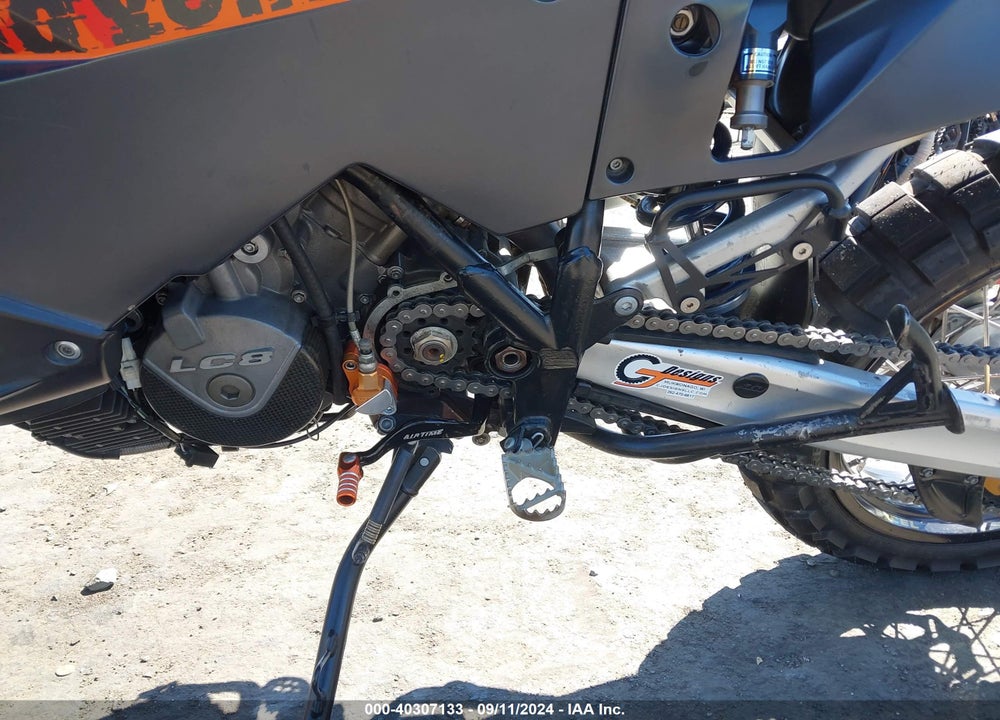 2004 KTM 950 ADVENTURE VIN: VBKVA44024M902280