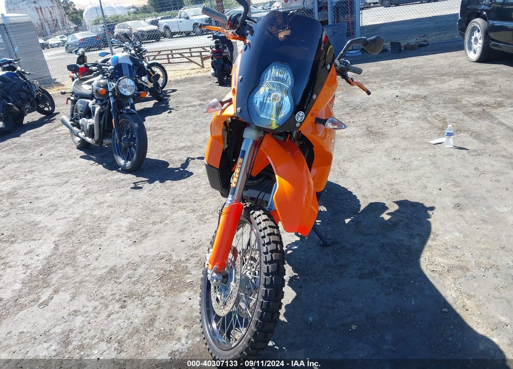 2004 KTM 950 ADVENTURE VIN: VBKVA44024M902280