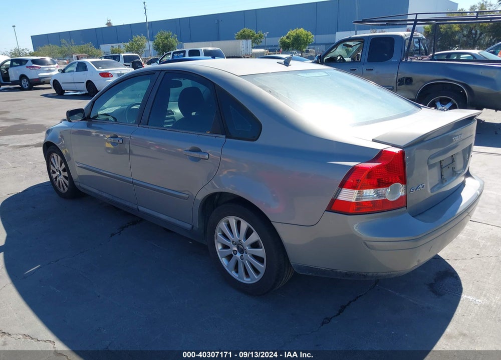 2004 VOLVO S40 2.4I/2.4I A SR (NEW) VIN: YV1MS382142018160