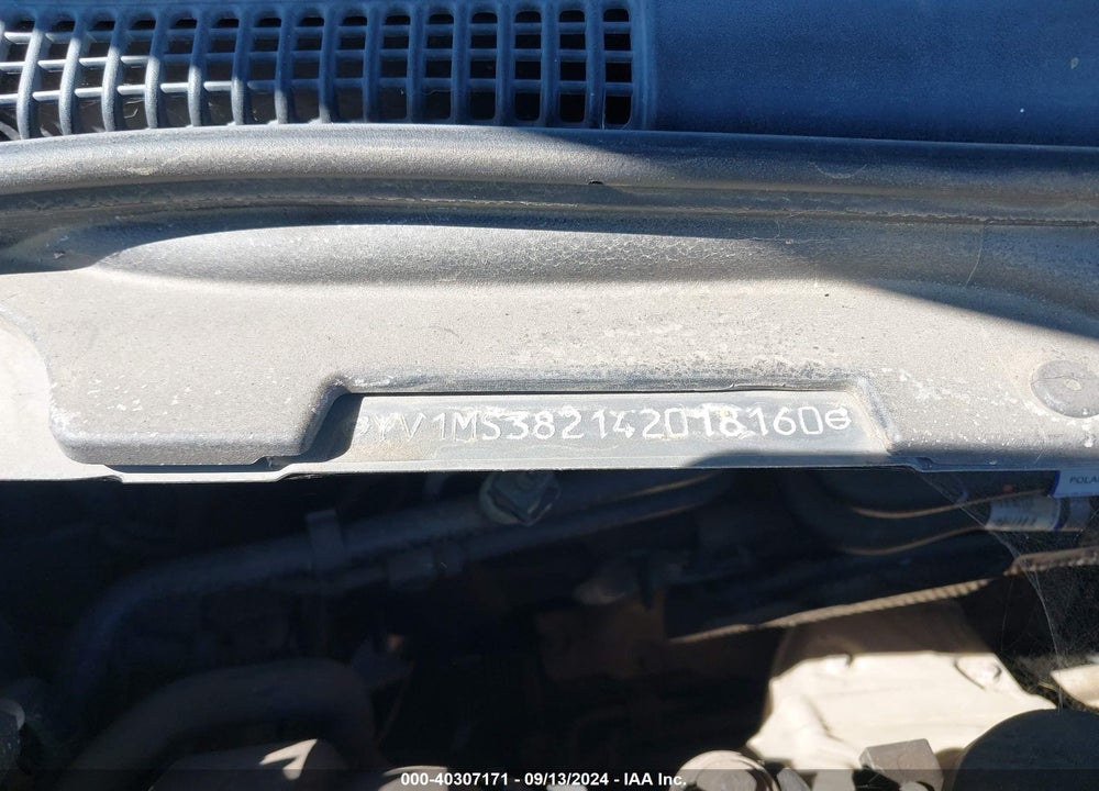 2004 VOLVO S40 2.4I/2.4I A SR (NEW) VIN: YV1MS382142018160