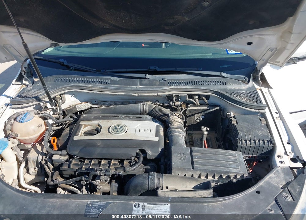 2010 VOLKSWAGEN CC SPORT VIN: WVWMN7AN6AE529740
