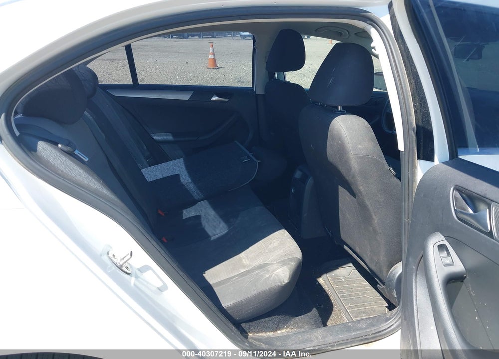 2017 VOLKSWAGEN JETTA 1.4T S VIN: 3VW2B7AJ2HM334734
