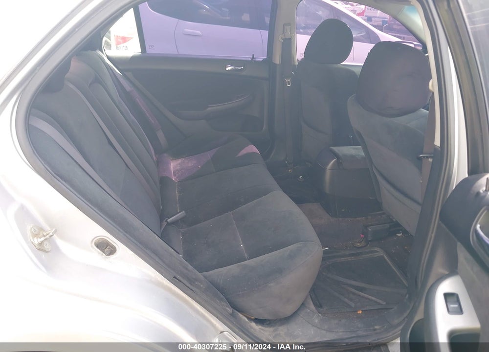 2004 HONDA ACCORD 2.4 LX VIN: 1HGCM563X4A007815