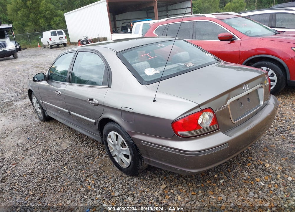 2004 HYUNDAI SONATA VIN: KMHWF25S54A078882