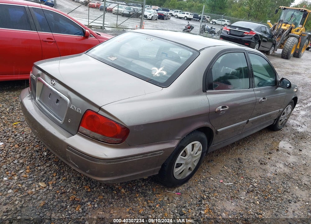 2004 HYUNDAI SONATA VIN: KMHWF25S54A078882