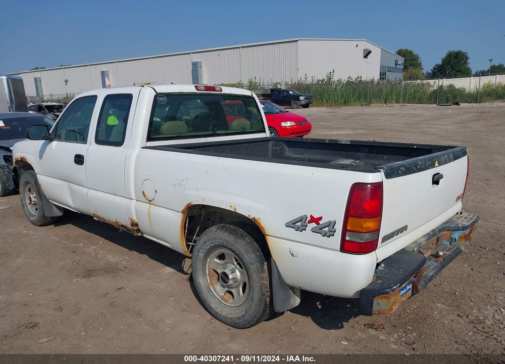 2003 GMC SIERRA 1500 VIN: 1GTEK19V73E305586