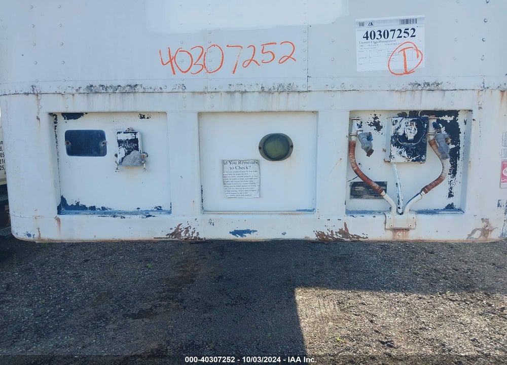 1988 FRUEHAUF --- VIN: 1H2V04521JE019403