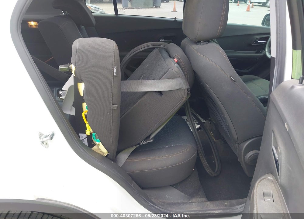 2020 CHEVROLET TRAX FWD LS VIN: KL7CJKSB6LB048273