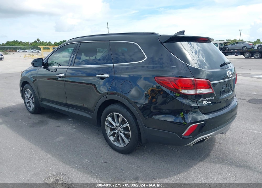 2017 HYUNDAI SANTA FE VIN: KM8SM4HFXHU223983