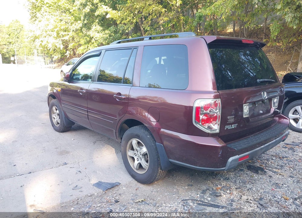 2008 HONDA PILOT EX VIN: 5FNYF184X8B056040