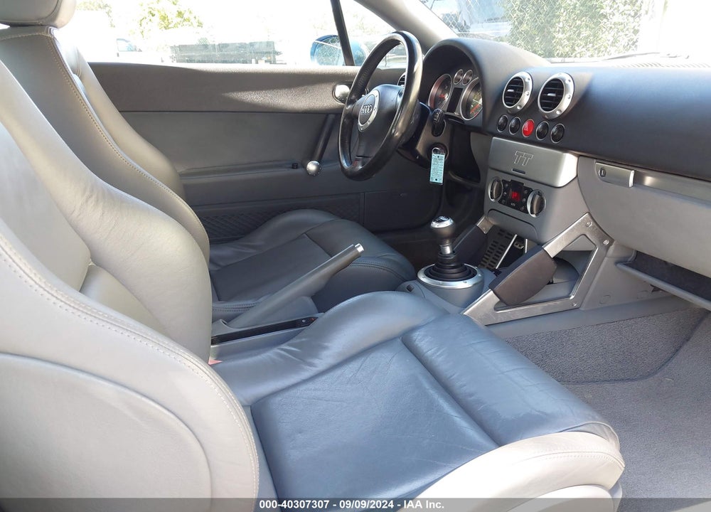 2000 AUDI TT VIN: TRUTC28NXY1000776