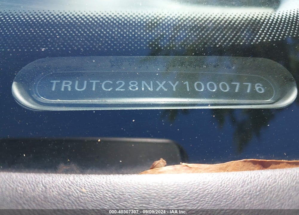 2000 AUDI TT VIN: TRUTC28NXY1000776
