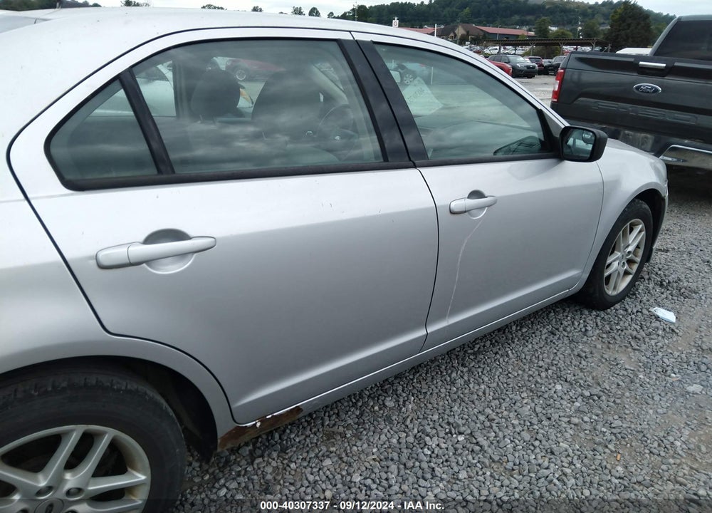 2012 FORD FUSION S VIN: 3FAHP0GA9CR119026
