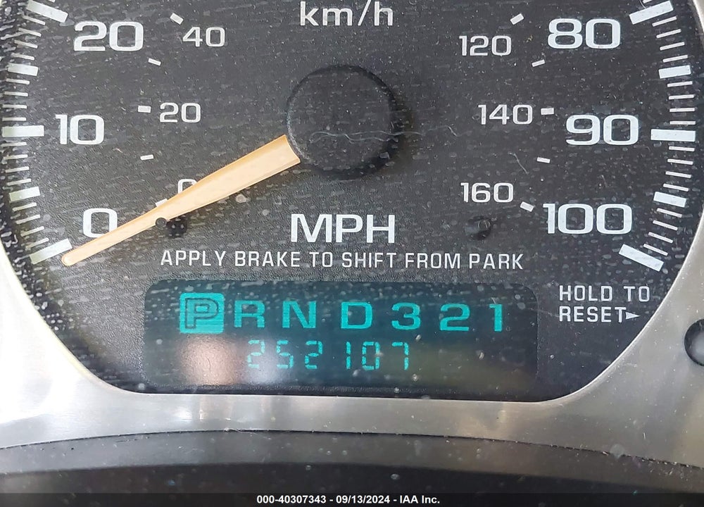 2002 CHEVROLET AVALANCHE 1500 VIN: 3GNEK13T92G220366