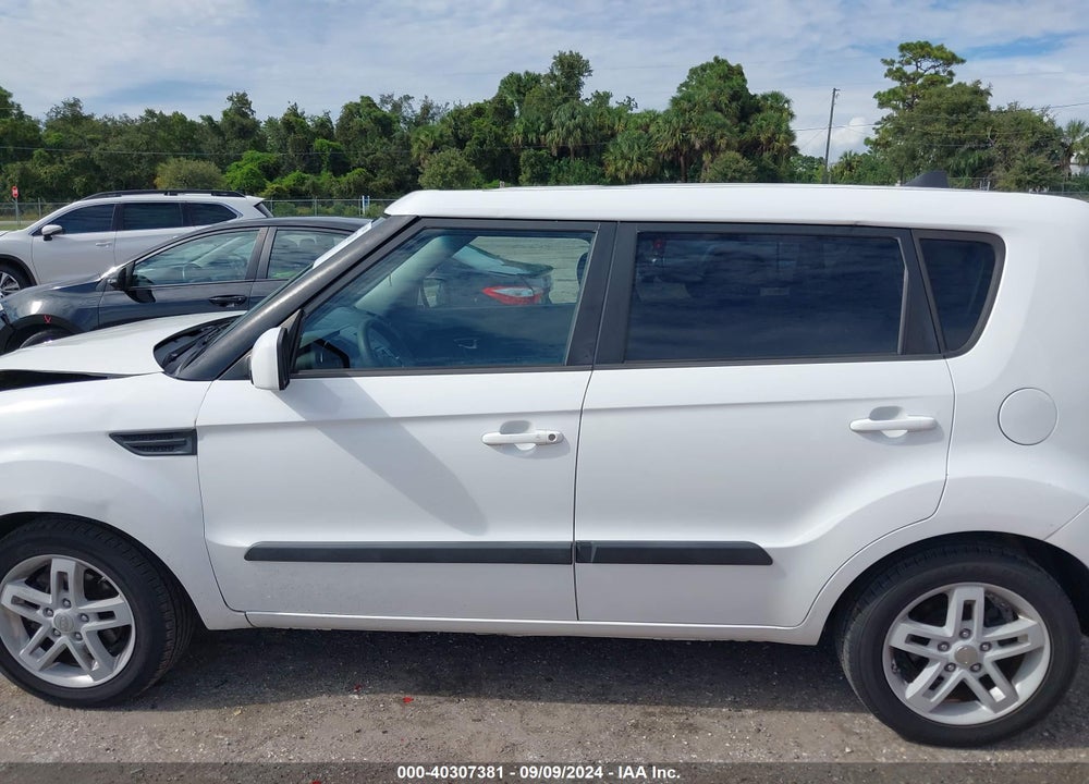 2011 KIA SOUL VIN: KNDJT2A29B7710290