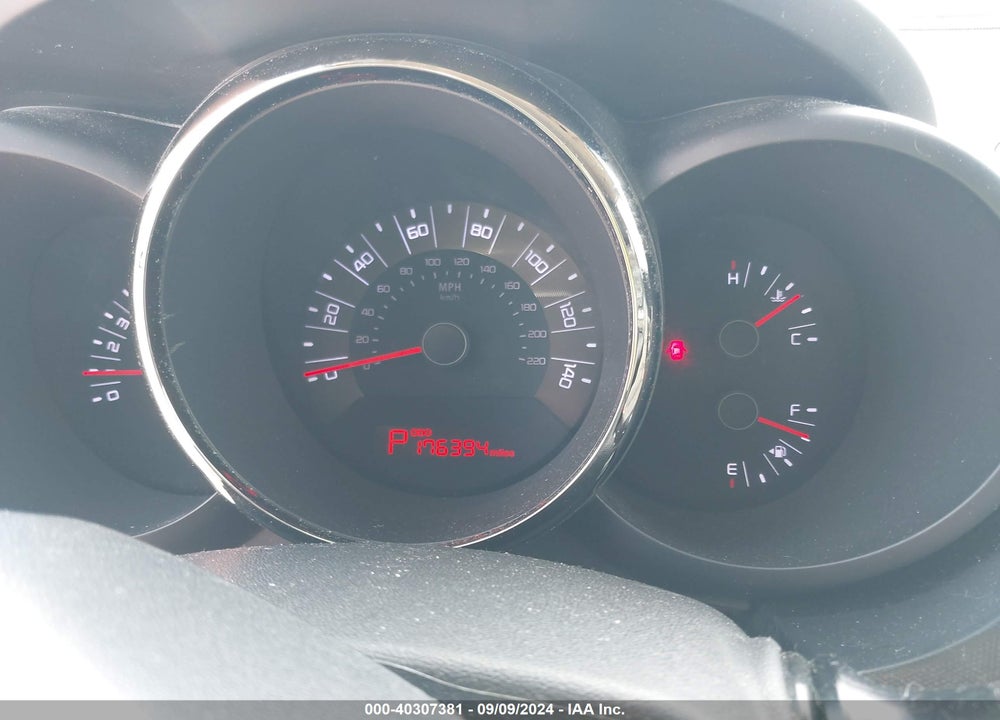 2011 KIA SOUL VIN: KNDJT2A29B7710290