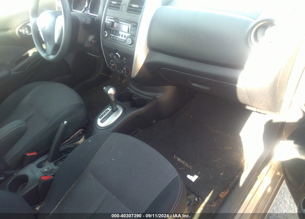 2015 NISSAN VERSA 1.6 SV VIN: 3N1CN7AP2FL818685