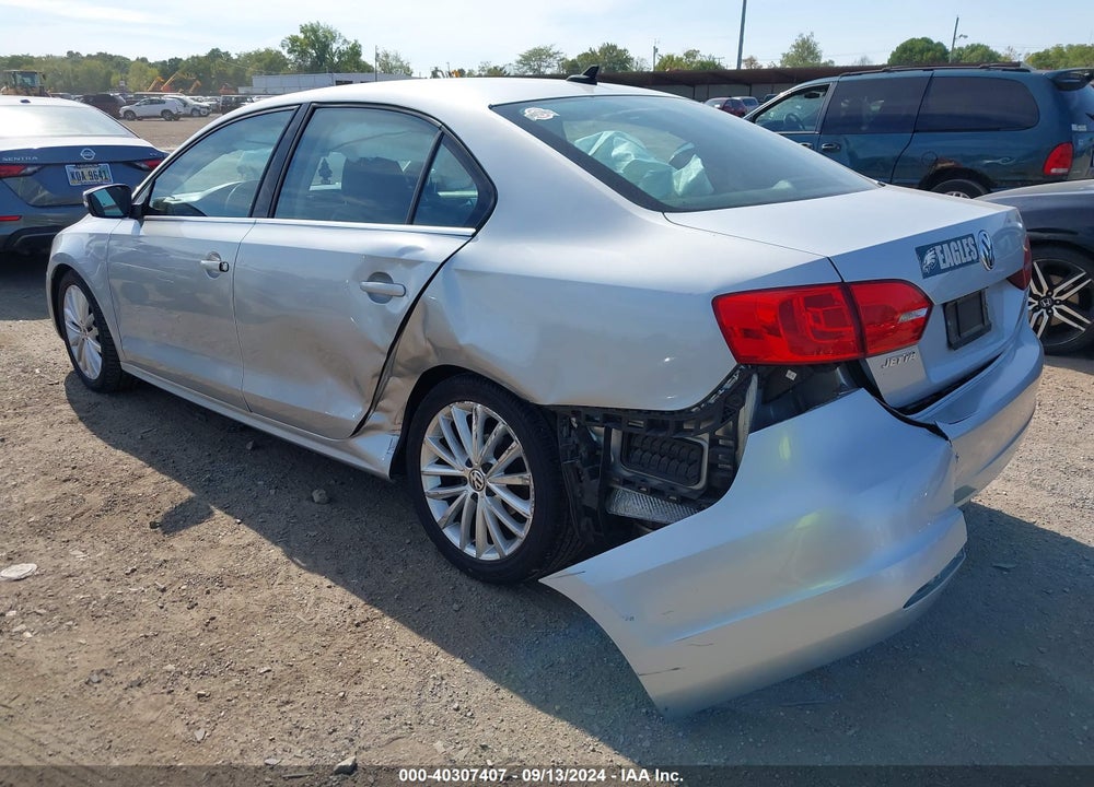 2012 VOLKSWAGEN JETTA 2.5L SEL VIN: 3VWLP7AJXCM415477