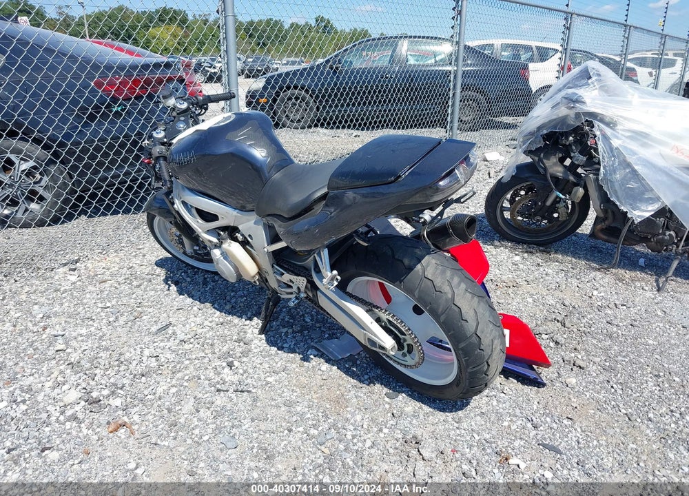1999 YAMAHA YZFR6 L VIN: JYARJ04E7XA004881
