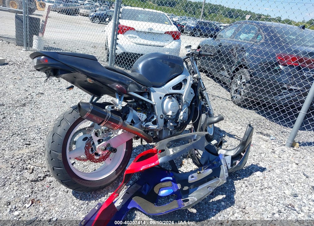 1999 YAMAHA YZFR6 L VIN: JYARJ04E7XA004881