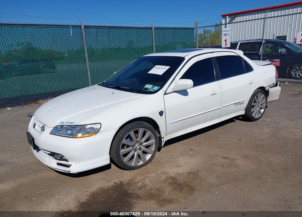 2002 HONDA ACCORD 3.0 EX VIN: 1HGCG16552A079388