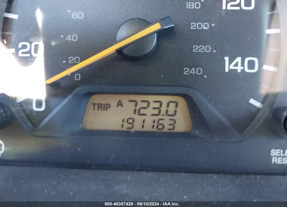 2002 HONDA ACCORD 3.0 EX VIN: 1HGCG16552A079388