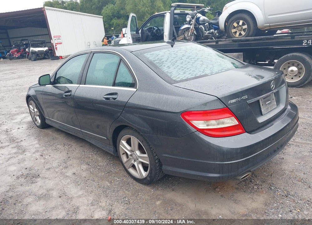 2009 MERCEDES-BENZ C 300 LUXURY/SPORT VIN: WDDGF54X09F200829