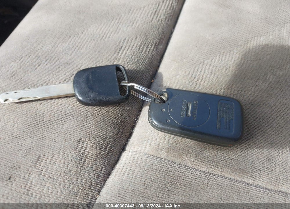 2003 HONDA ODYSSEY EX VIN: 5FNRL18683B157276