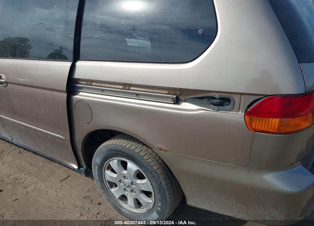 2003 HONDA ODYSSEY EX VIN: 5FNRL18683B157276