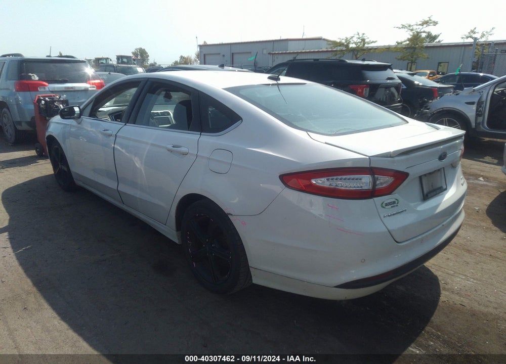 2016 FORD FUSION SE VIN: 3FA6P0HD4GR104455