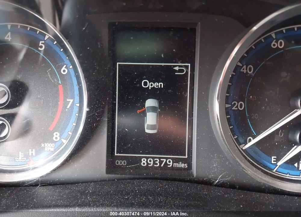 2017 TOYOTA COROLLA SE VIN: 2T1BURHE5HC892961