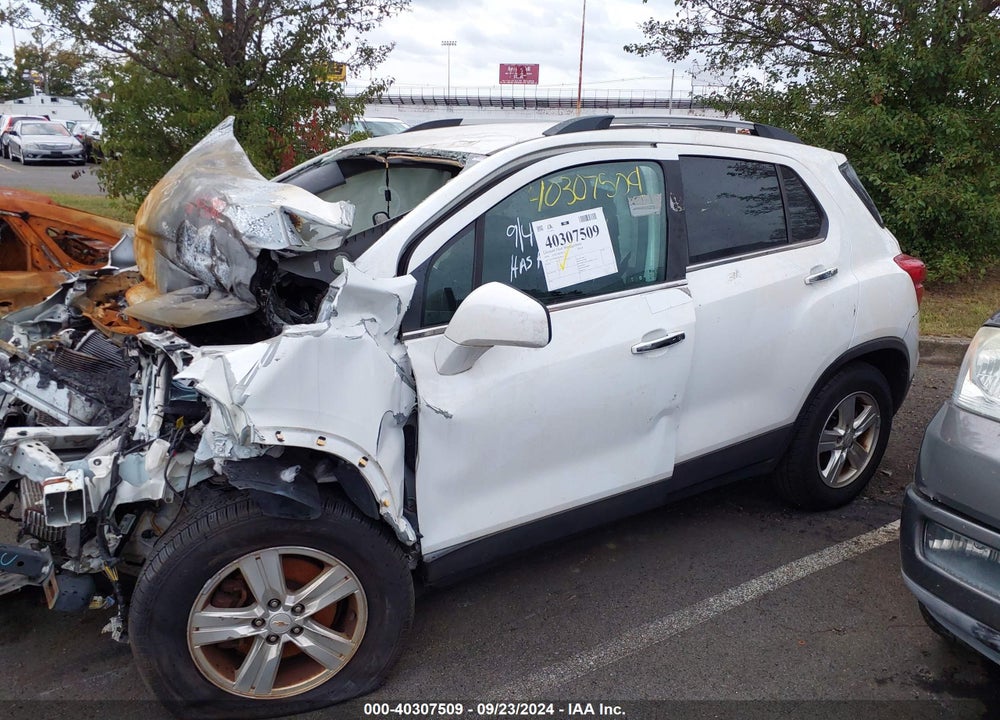 2018 CHEVROLET TRAX LT VIN: KL7CJPSB2JB689611