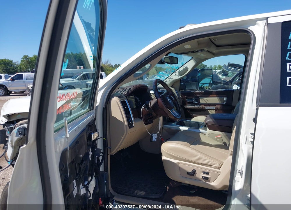 2018 RAM 3500 LAIE  4X4 8' BOX VIN: 3C63RRJL1JG268897