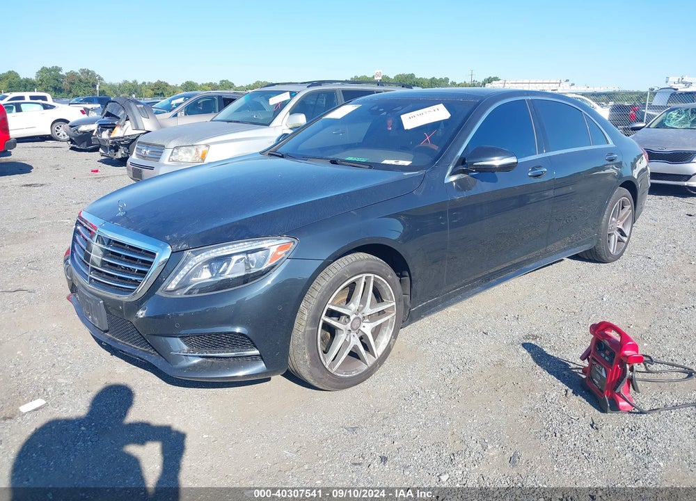 2015 MERCEDES-BENZ S 550 4MATIC VIN: WDDUG8FB5FA192870