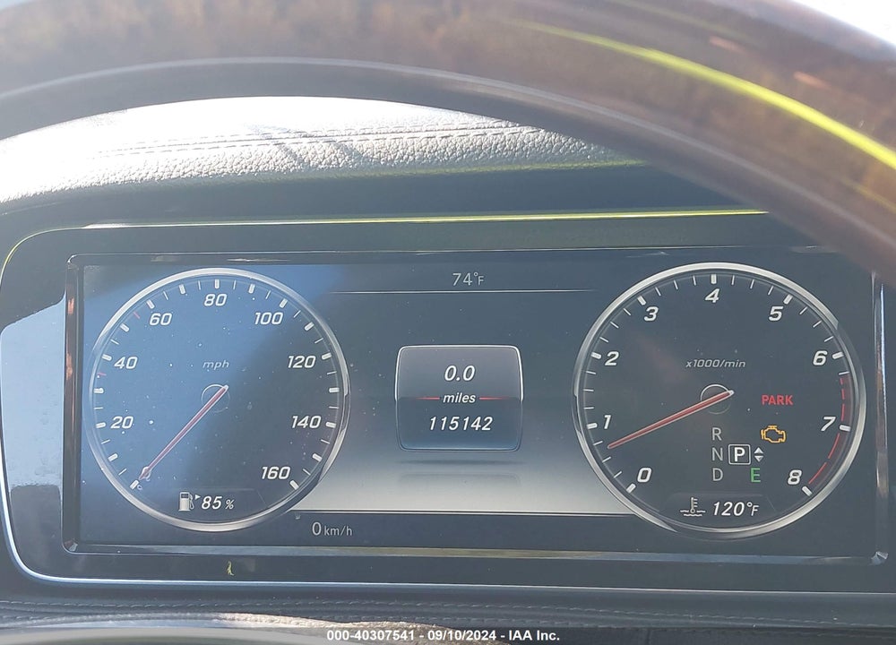 2015 MERCEDES-BENZ S 550 4MATIC VIN: WDDUG8FB5FA192870