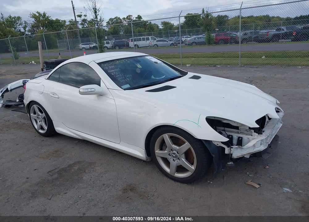 2005 MERCEDES-BENZ SLK 350 VIN: WDBWK56F75F051298