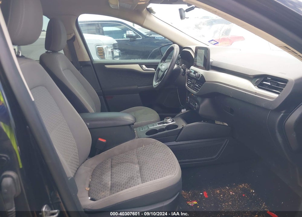 2020 FORD ESCAPE SE VIN: 1FMCU0G64LUB80880