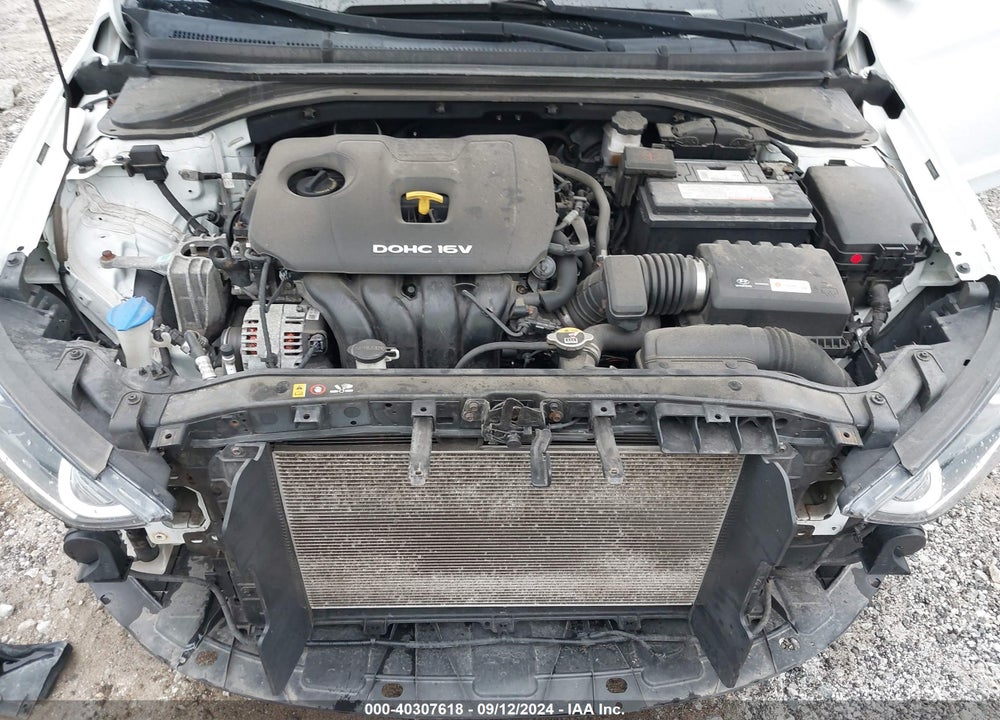 2017 HYUNDAI ELANTRA SE VIN: 5NPD74LF7HH195212