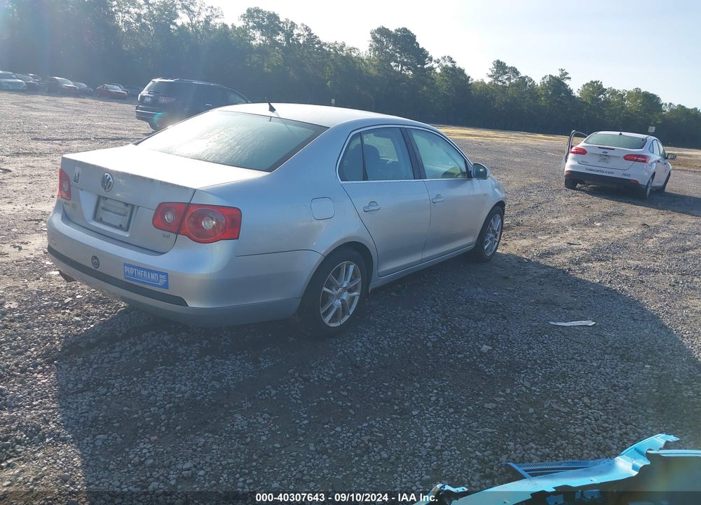 2007 VOLKSWAGEN JETTA WOLFSBURG EDITION VIN: 3VWEG71K07M165092