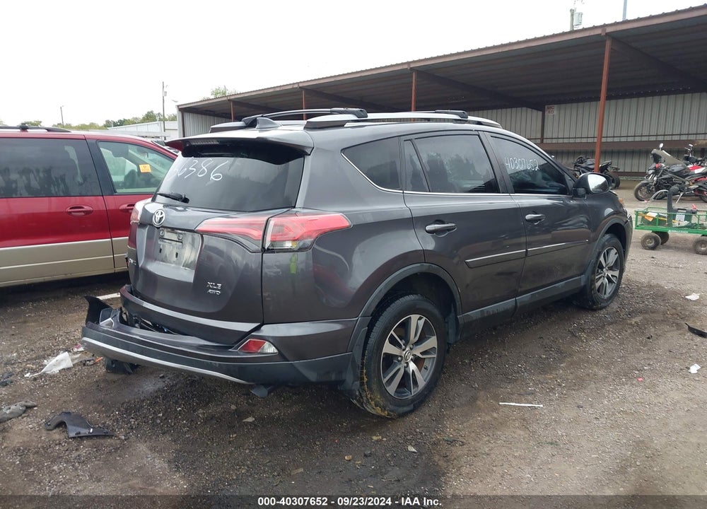 2018 TOYOTA RAV4 XLE VIN: JTMRFREV8JJ736386
