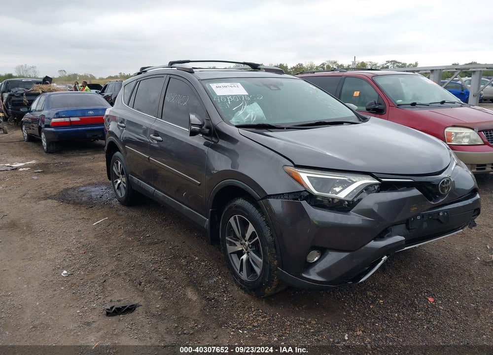 2018 TOYOTA RAV4 XLE VIN: JTMRFREV8JJ736386