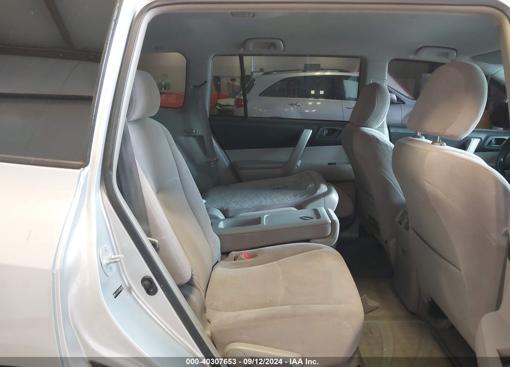 2008 TOYOTA HIGHLANDER VIN: JTEDS41A082030380