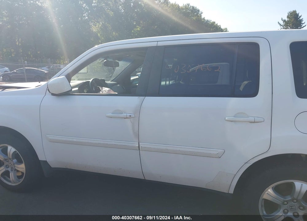 2015 HONDA PILOT EX-L VIN: 5FNYF4H51FB059268