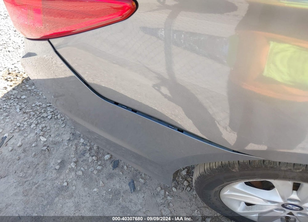 2014 HYUNDAI SONATA GLS VIN: 5NPEB4AC4EH918117