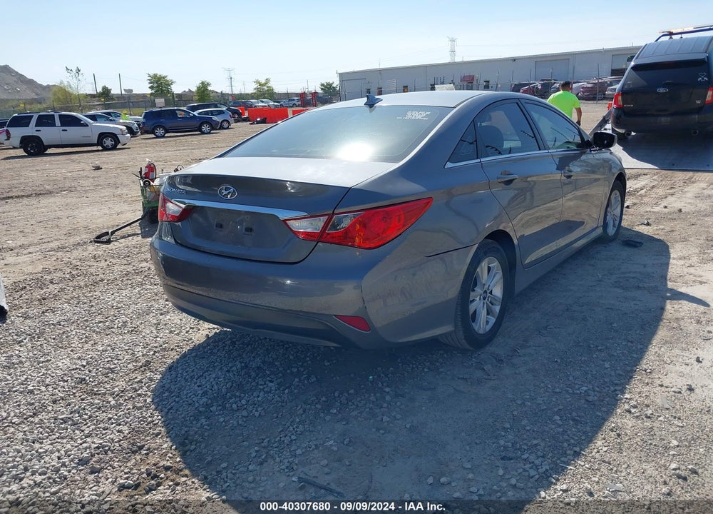 2014 HYUNDAI SONATA GLS VIN: 5NPEB4AC4EH918117
