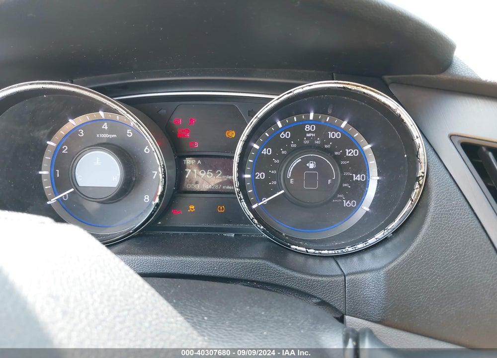 2014 HYUNDAI SONATA GLS VIN: 5NPEB4AC4EH918117