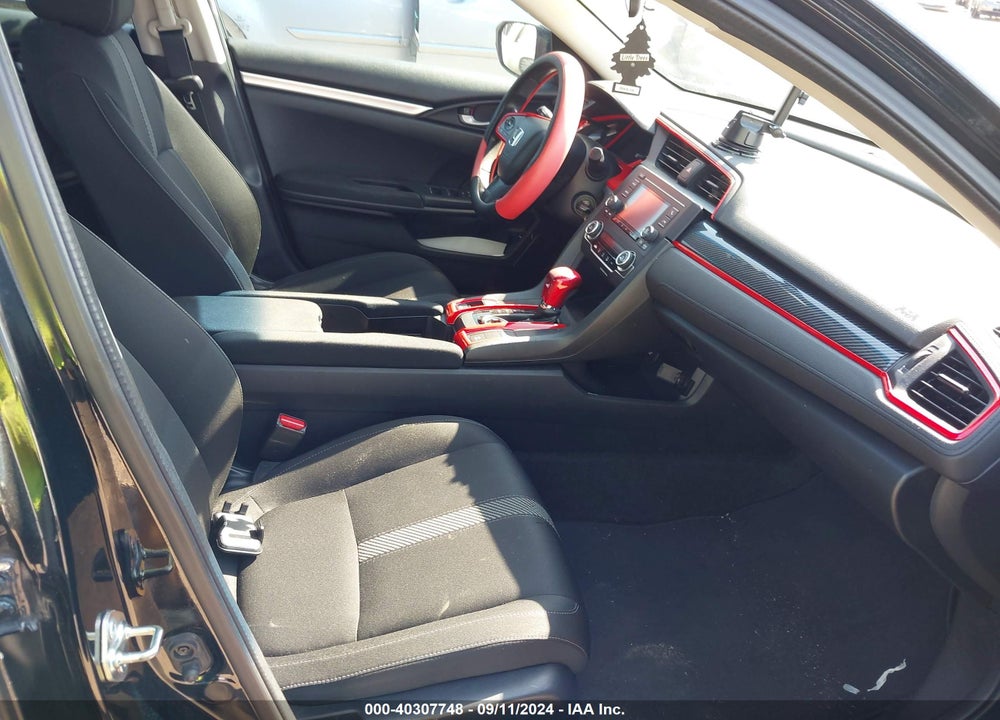 2016 HONDA CIVIC LX VIN: 19XFC2F55GE207940