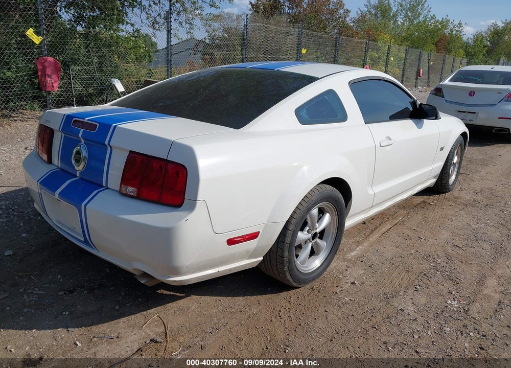 2008 FORD MUSTANG VIN: 1ZVHT82HX85193118