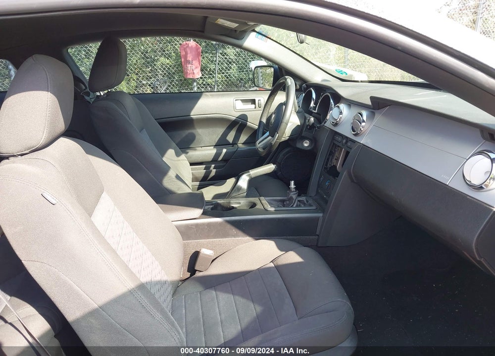 2008 FORD MUSTANG VIN: 1ZVHT82HX85193118
